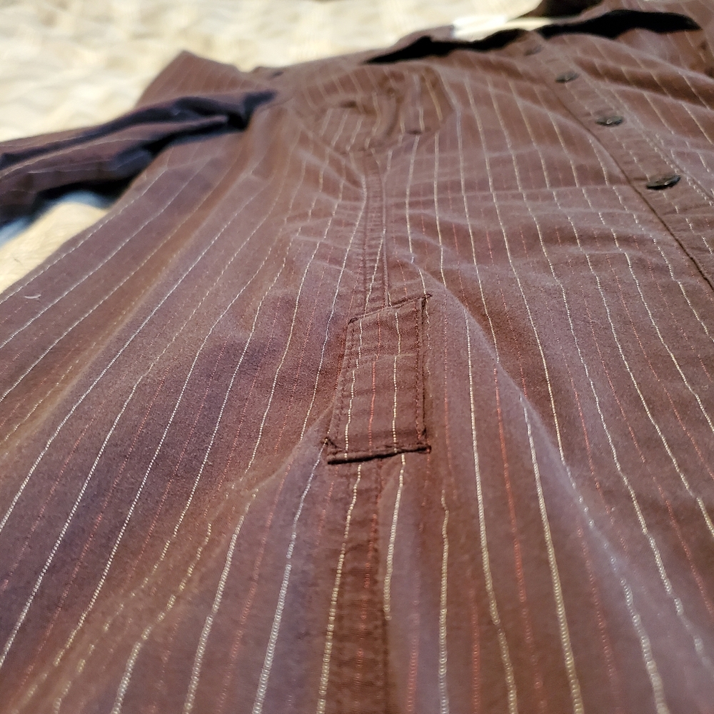Large brown pin stripped button down - Picture 5 of 7